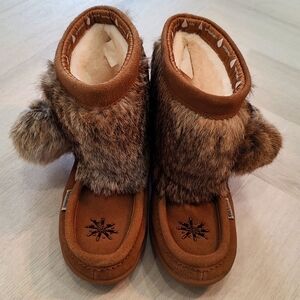 Mukluks collab with Softmoc chestnut